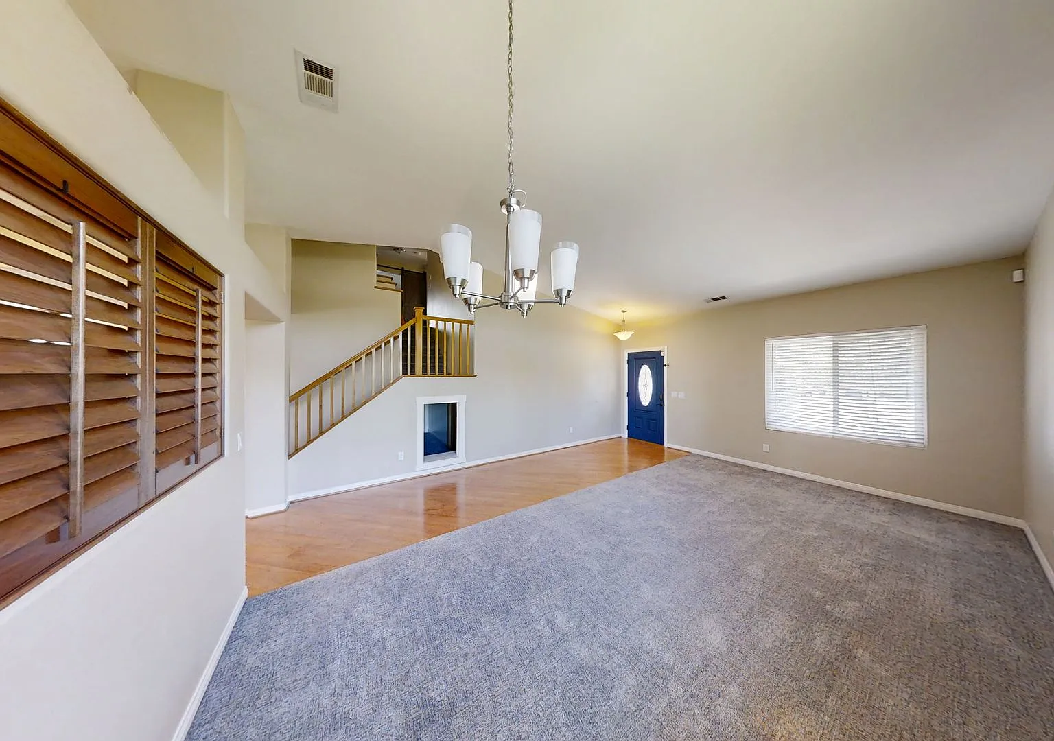 Beautiful 2 story 4 bed/2.5 bath Home in Yucaipa, Ca. — Photo 4