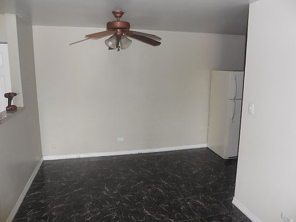 3rd image of 585 Heritage Dr #1202