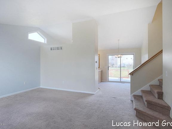 5th image of 5624 E Grove Dr SE