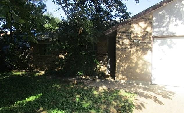 1st image of 1741 Bob White Ct