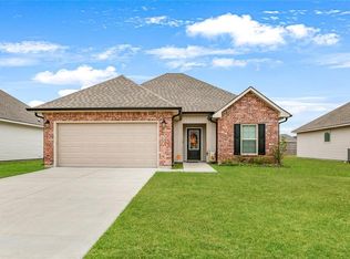 26443 Brownstone Dr, Ponchatoula, LA 70454