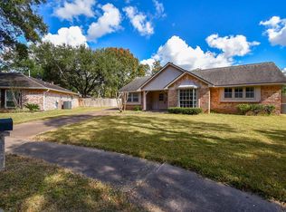 9703 Harrowgate Dr, Houston, TX 77031