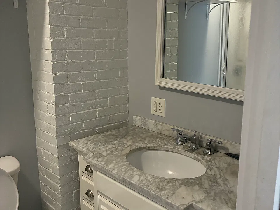 67 Talbot Ave #4
