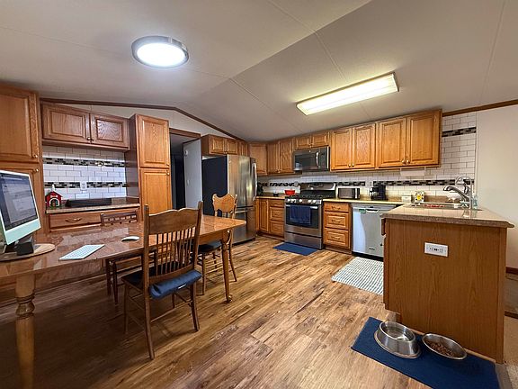 12th image of 144 Whitetail