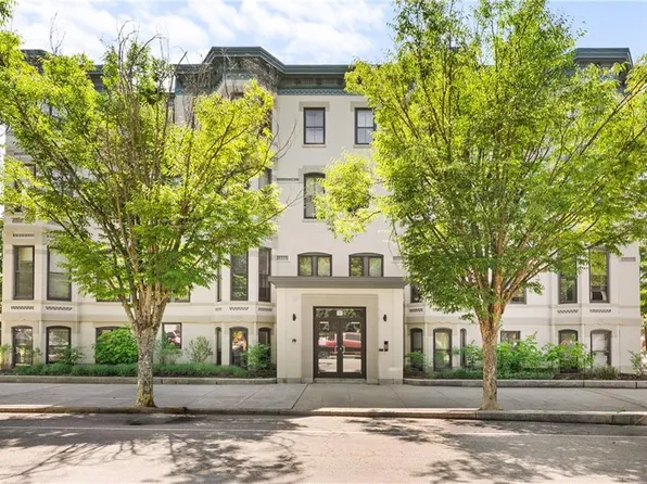 31 Parade St #302, Providence, RI 02909