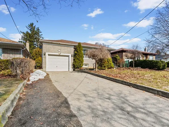 202 Park Home Ave, Toronto, ON M2R 1A2