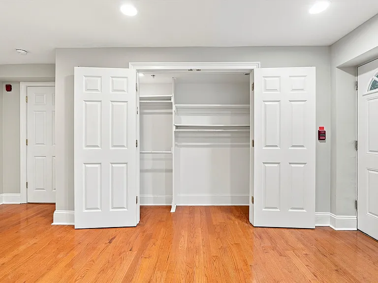 1014 Clinton St #1STREAR — Photo 10