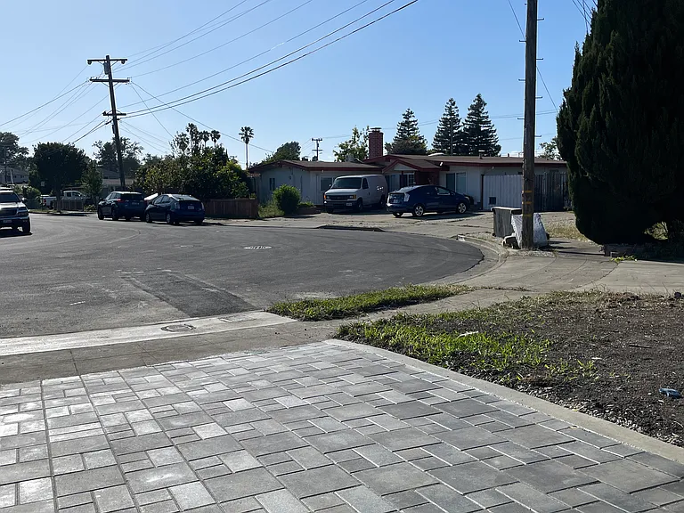 27536 Drexel Way — Photo 3