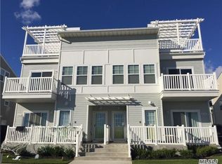 6520 Beach Front Rd, Arverne, NY 11692