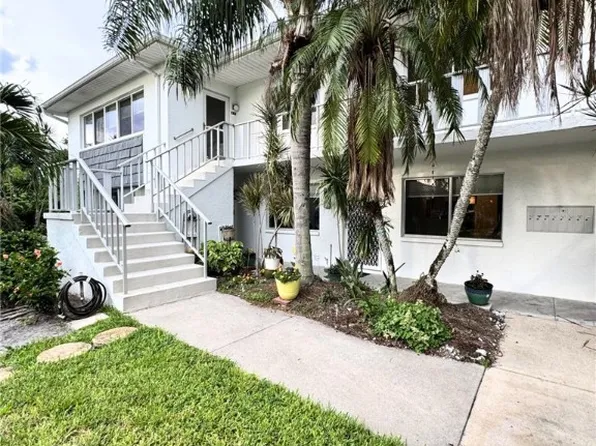 431 Van Buren St APT E2, Fort Myers, FL 33916