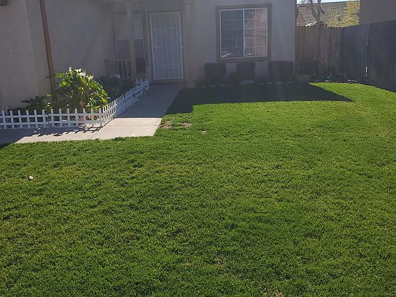 3rd image of 1210 Boardwalk Dr
