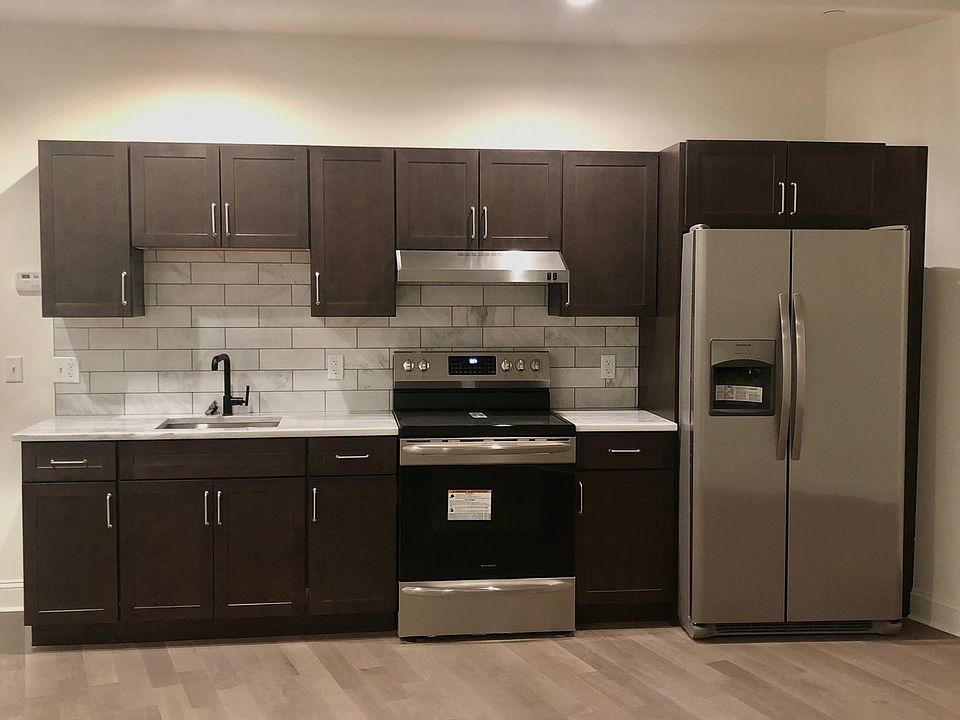 1st image of 1324 E Passyunk Ave #2D