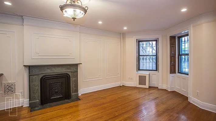 Rented by Garfield Realty  | media 30