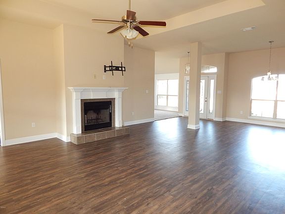 4th image of 14658 Canal Pl