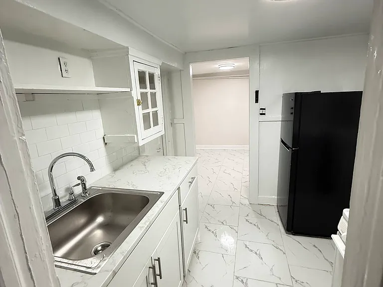 7904 Saint Charles Ave #R6 — Photo 7