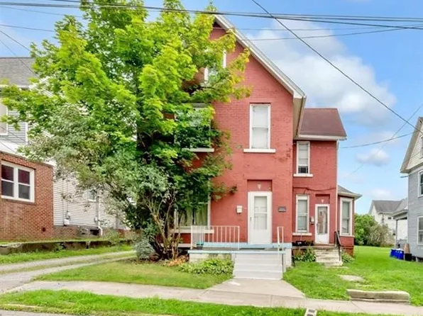 606 Court St, New Castle, PA 16101