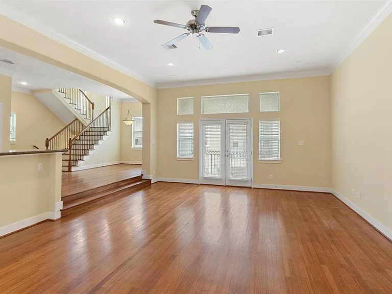 5734A Kansas St — Photo 13