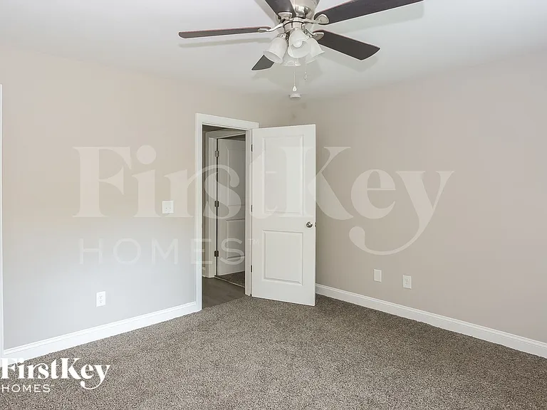 337 Pecan Ct SW — Photo 7