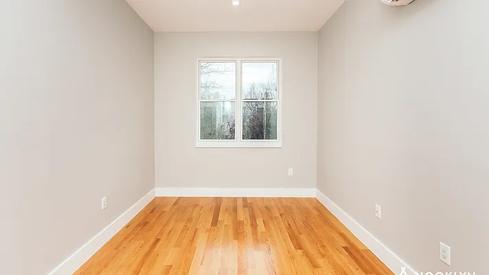 Rented by Nooklyn NYC LLC | media 11