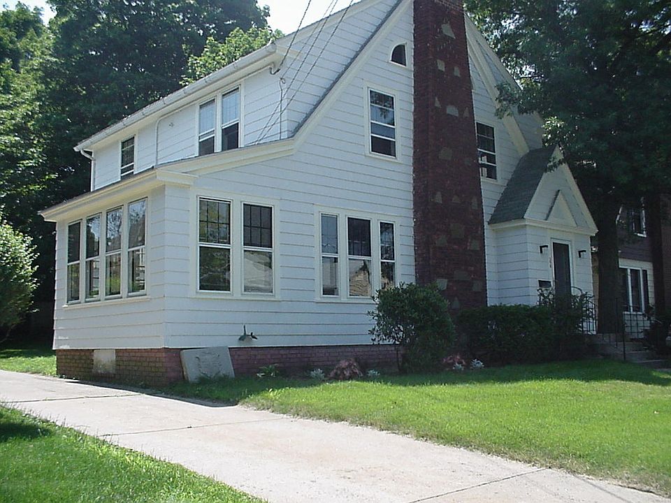 1st image of 398 Central Ave