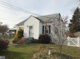 12 Hanford Dr, Harmans, MD 21077