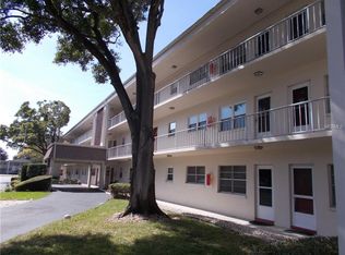 5880 38th Ave N APT 110, Saint Petersburg, FL 33710