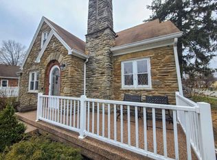 220 Oakey Ave, Lawrenceburg, IN 47025
