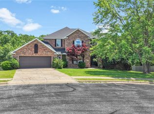 13781 Crazy Horse Dr, Rogers, AR 72758