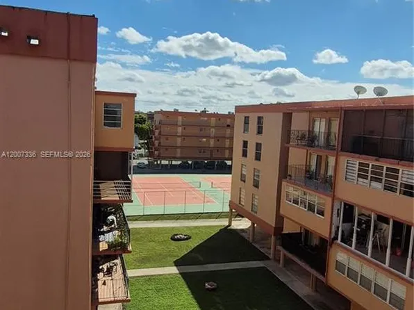 1850 W 56th St APT 2410, Hialeah, FL 33012