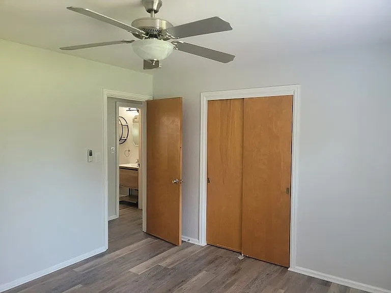 12.4 x 11.9