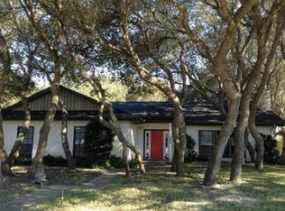 408 Fairway Oaks St, Rockport, TX 78382