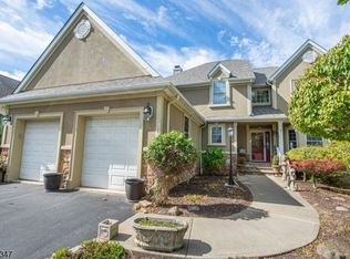 2 Witherwood Dr, Hardyston Twp., NJ 07419