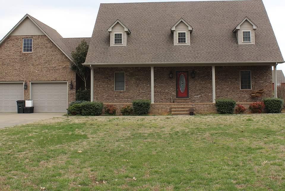 1st image of 222 Metcalf Ln