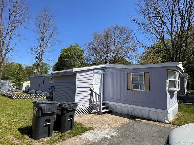 23 Daisy Dr — Photo 5
