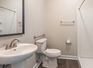 202 Darsey Rd #UAWKWH60R, Hinesville, GA 31313