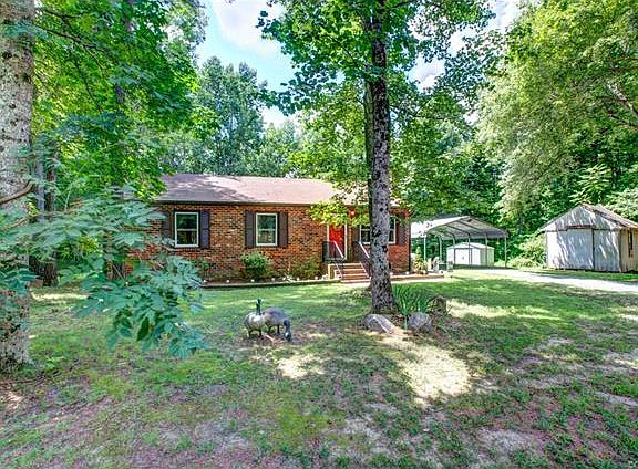 2nd image of 644 Jack Pen Ln
