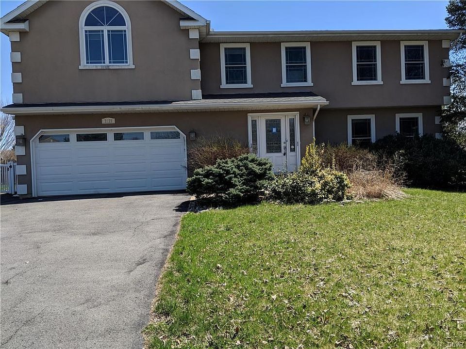 1st image of 3128 Beaufort Dr