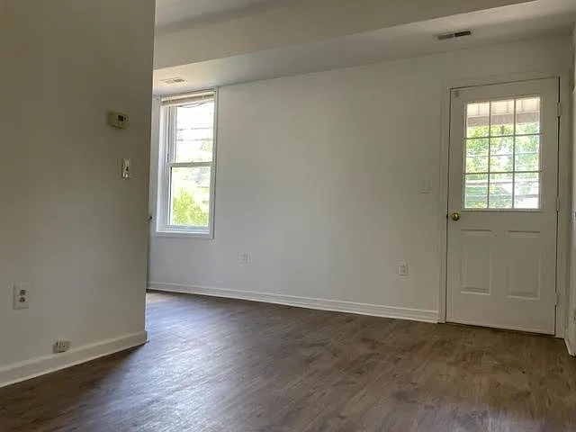 Bak door to balcony