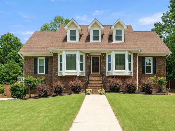 106 Newgate Rd, Alabaster, AL 35007