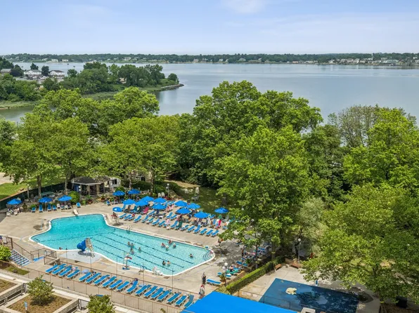 18-15 215th Street image 20 of 38