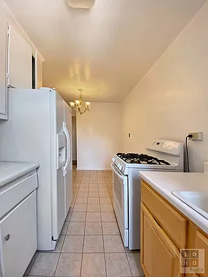 Rented by LoHo Realty | media 20