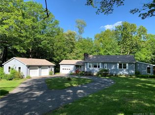169 Hope Valley Rd, Amston, CT 06231
