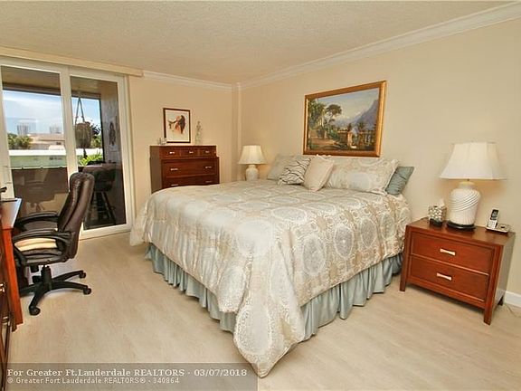 5th image of 740 S Federal Hwy APT 204