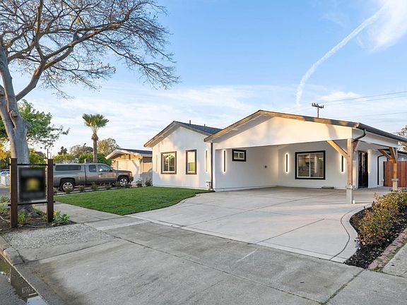 2nd image of 709 Lakebird Dr