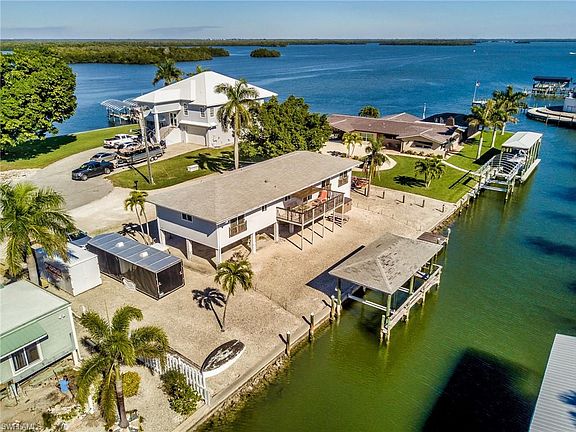 3rd image of 5592 Avenida Pescadora