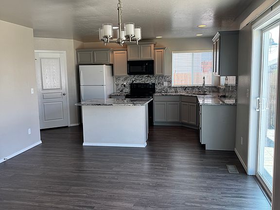 3rd image of 13670 Pompano Dr