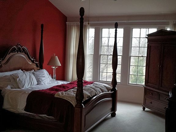 4th image of 11393 Maple Valley Dr