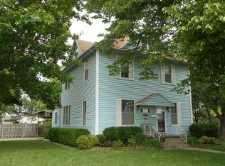 303 N Pine St, Lindsborg, KS 67456