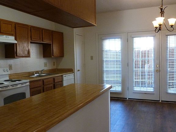 5th image of 3801 14th St APT 1202