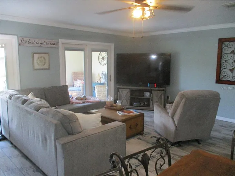 2111 N Halcyon Dr — Photo 5